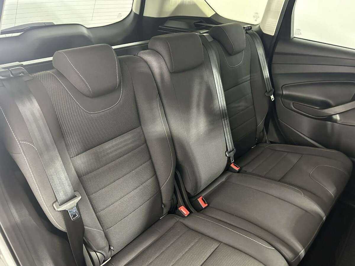 Б/У Форд Куга 2015 года. Фото: #14