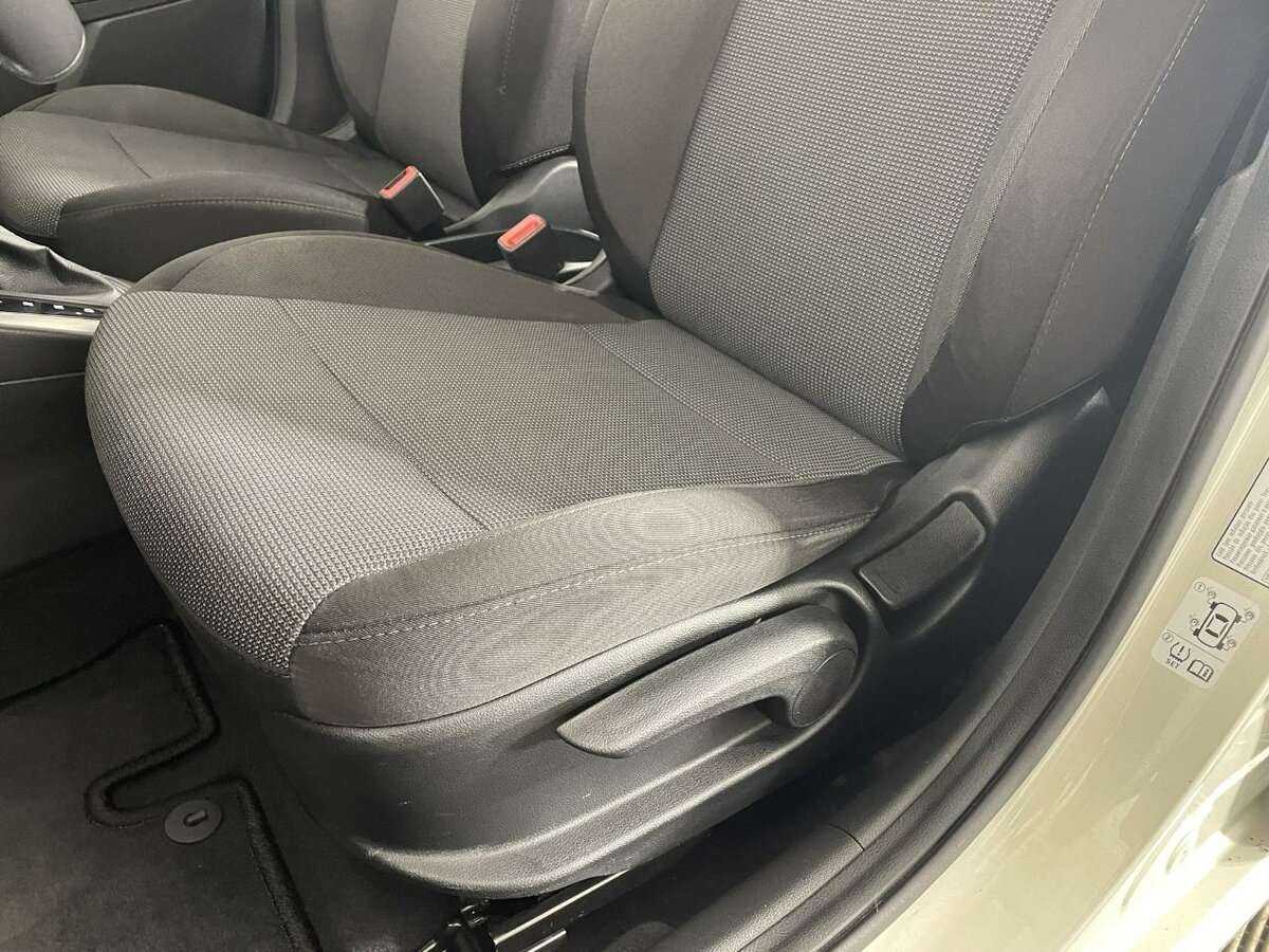 Б/У Хендай Солярис 2018 года. Фото: #9