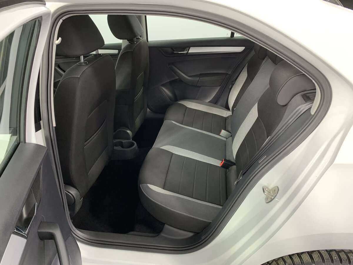 Б/У Шкода Рапид 2019 года. Фото: #7