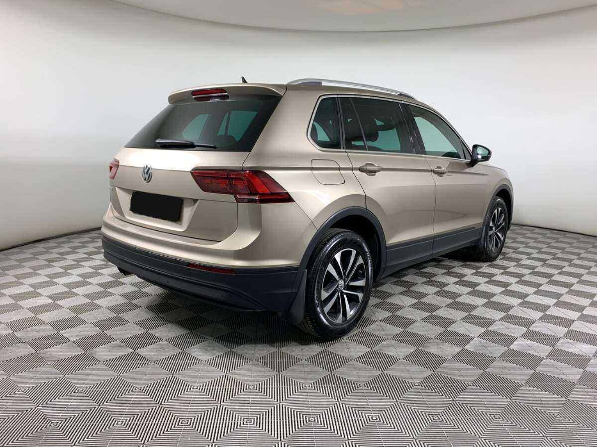 Volkswagen Tiguan 2020 года с пробегом. Фото: #4