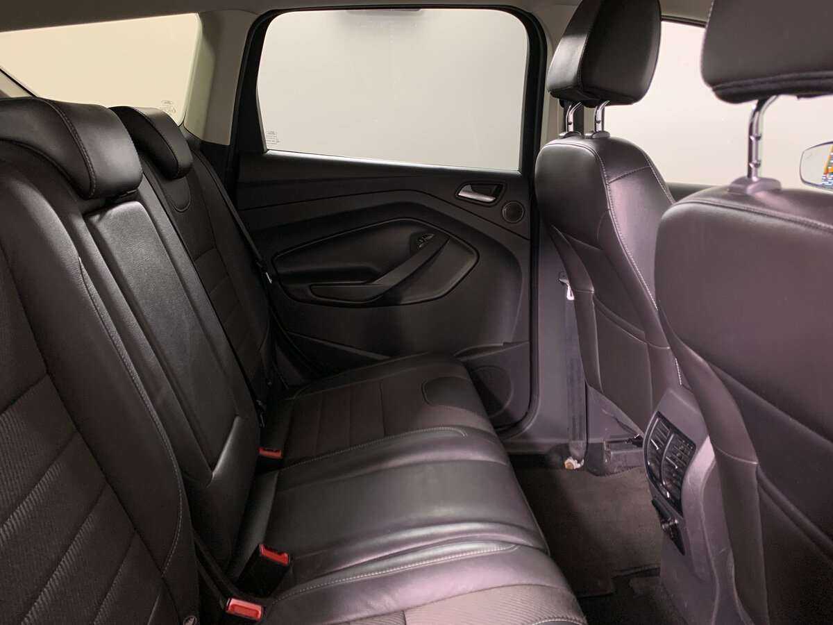 Ford Kuga 2014 года с пробегом. Фото: #14