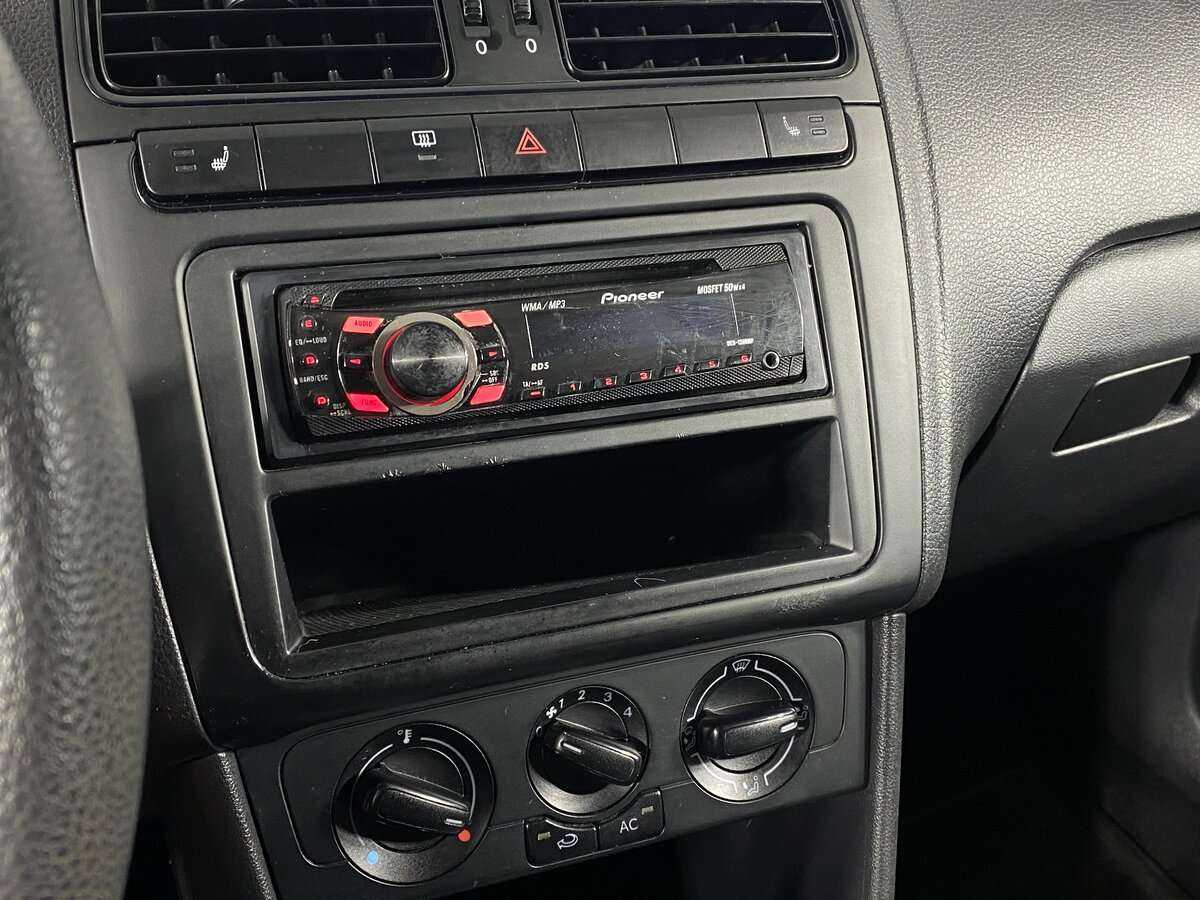 Б/У Фольксваген Поло 2012 года. Фото: #12