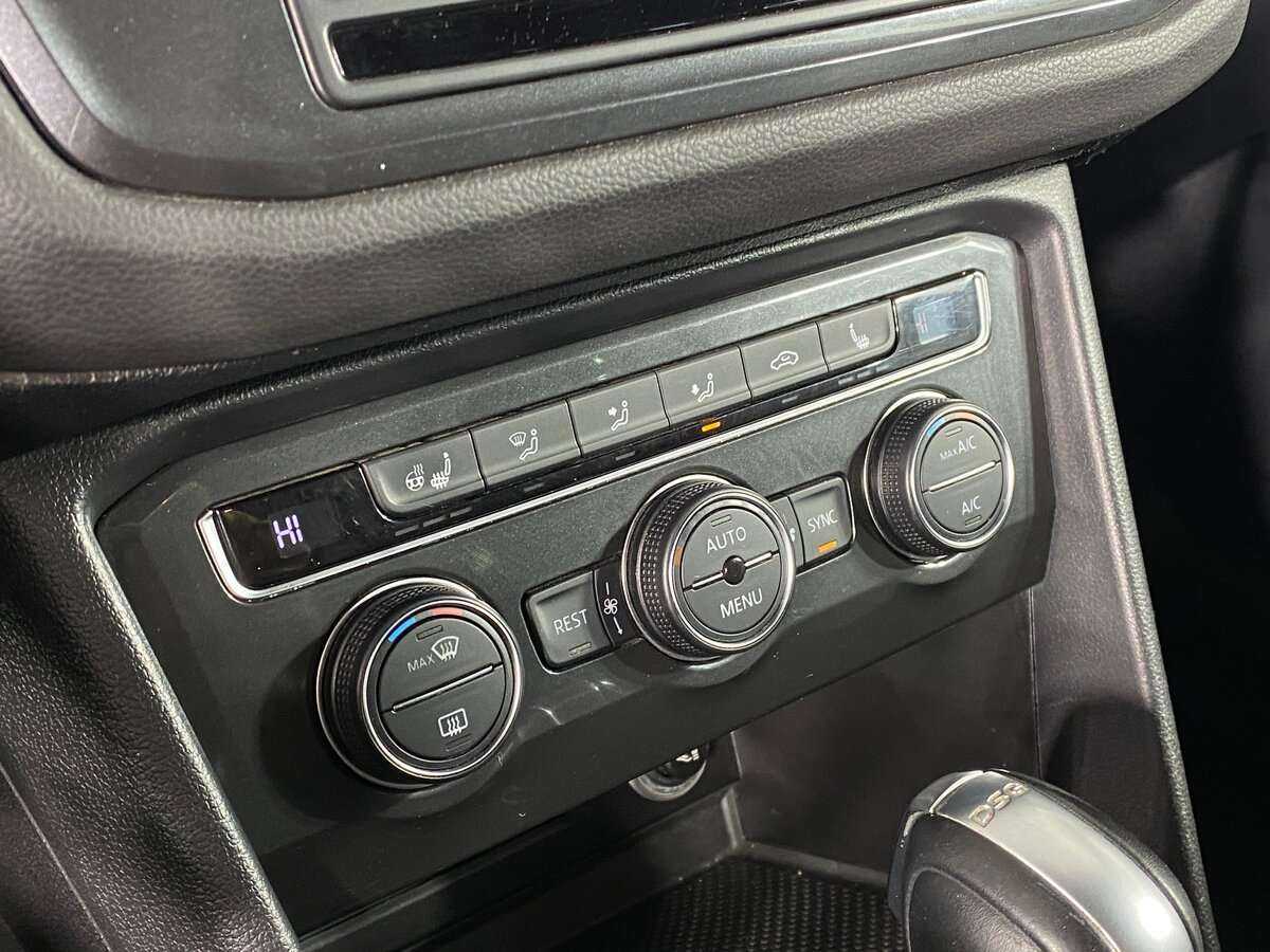 Б/У Фольксваген Тигуан 2017 года. Фото: #14