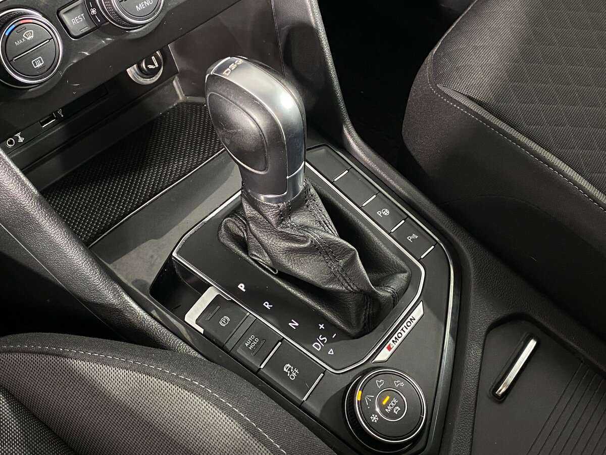 Б/У Фольксваген Тигуан 2017 года. Фото: #15