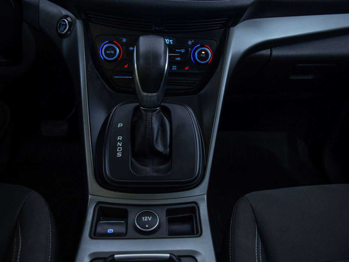 Б/У Форд Куга 2017 года. Фото: #11