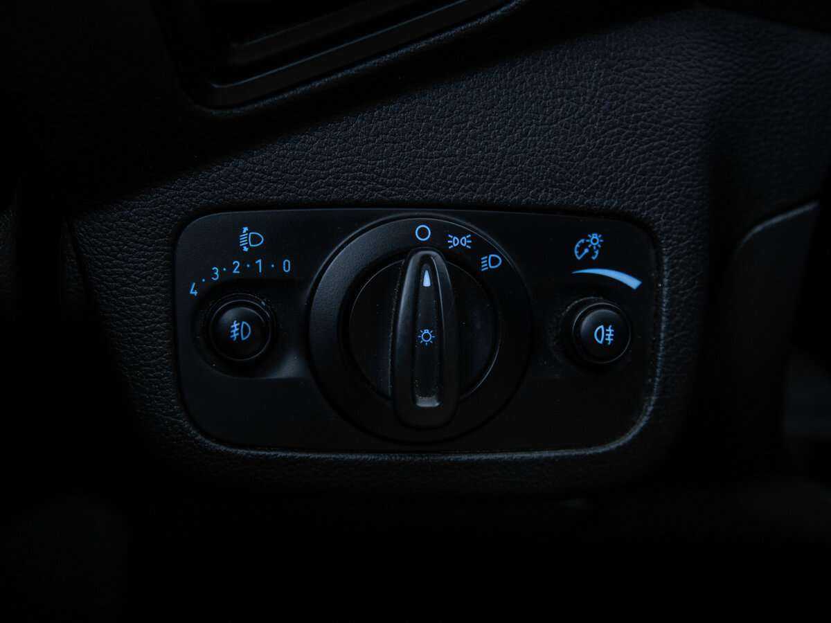 Б/У Форд Куга 2017 года. Фото: #12