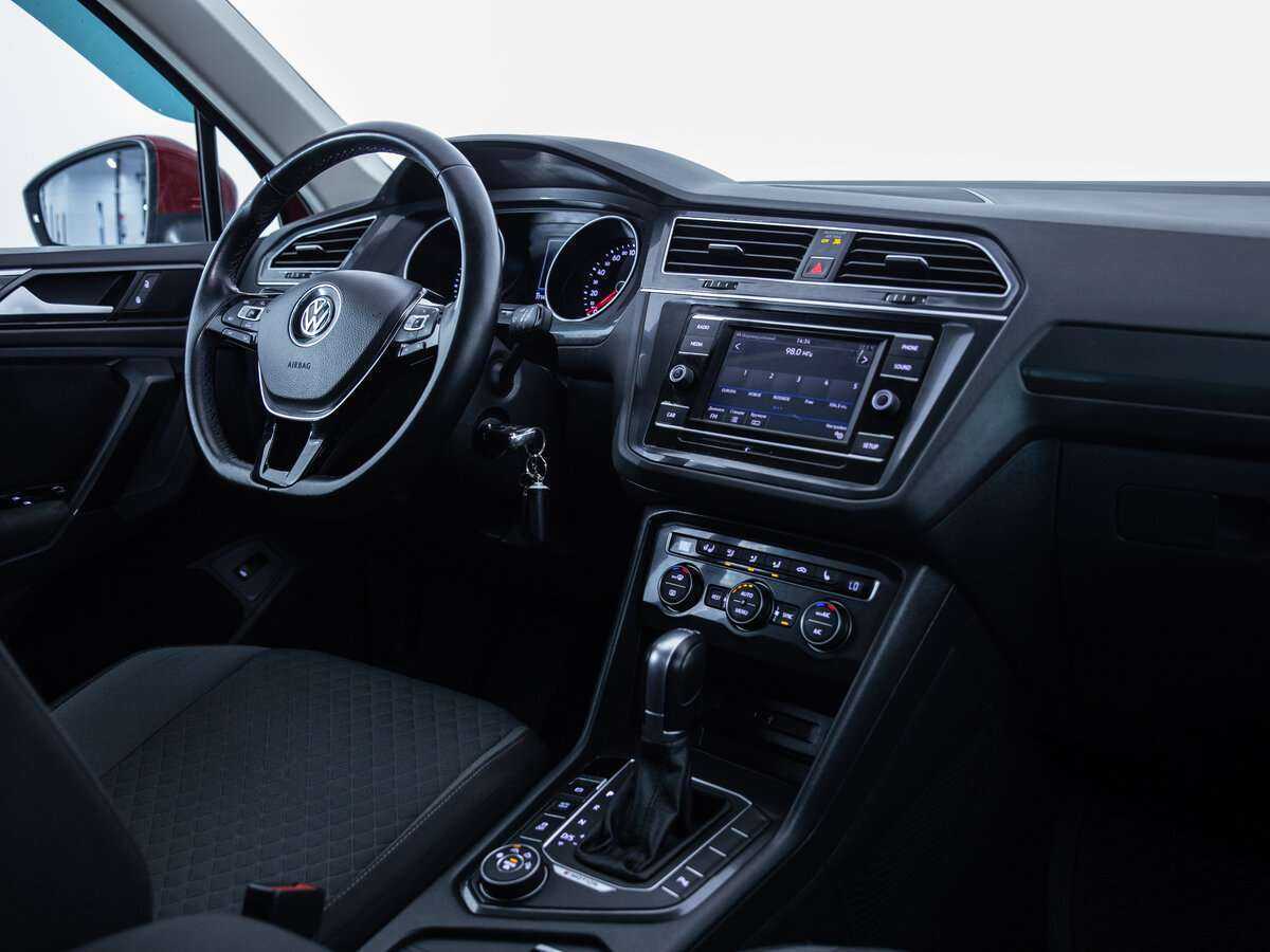 Volkswagen Tiguan 2017 года с пробегом. Фото: #10