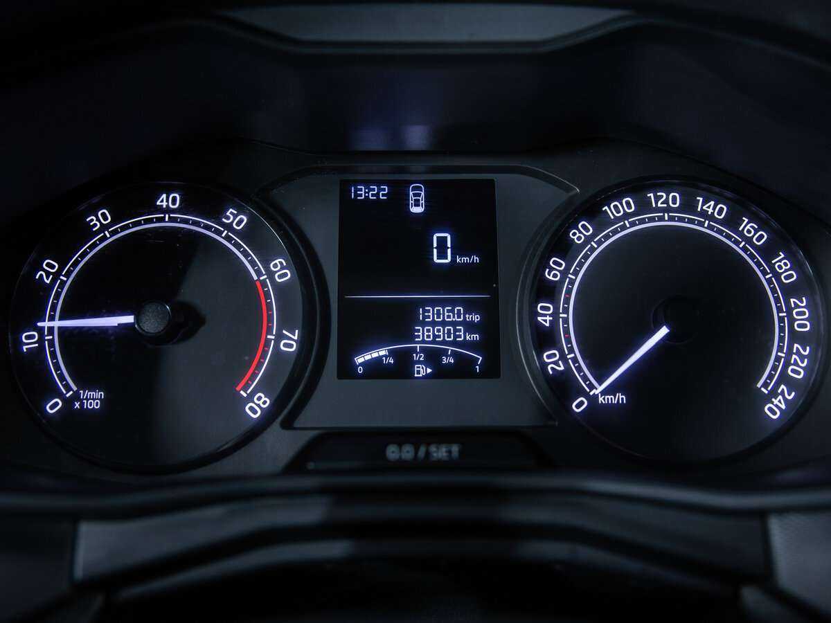 Б/У Шкода Рапид 2021 года. Фото: #12