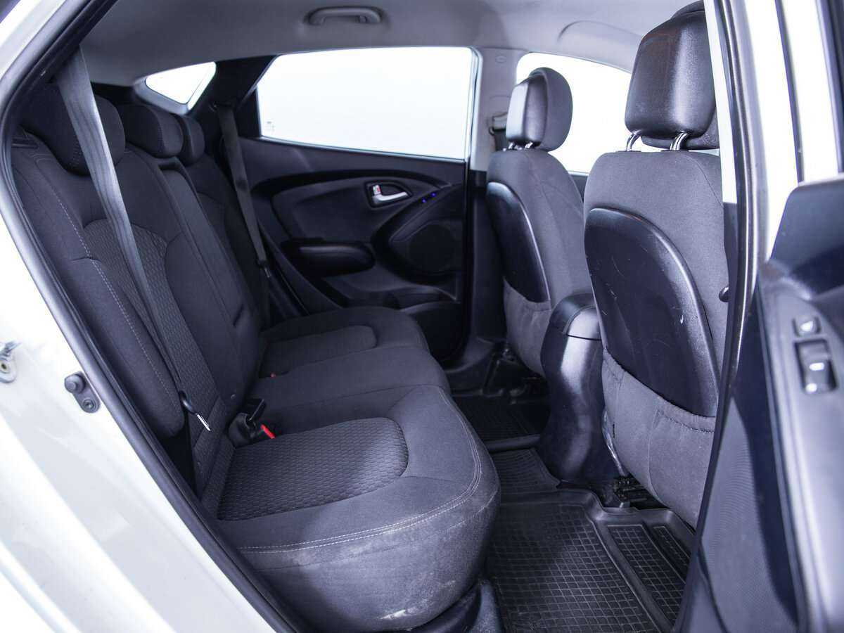 Hyundai ix35 2012 года с пробегом. Фото: #9