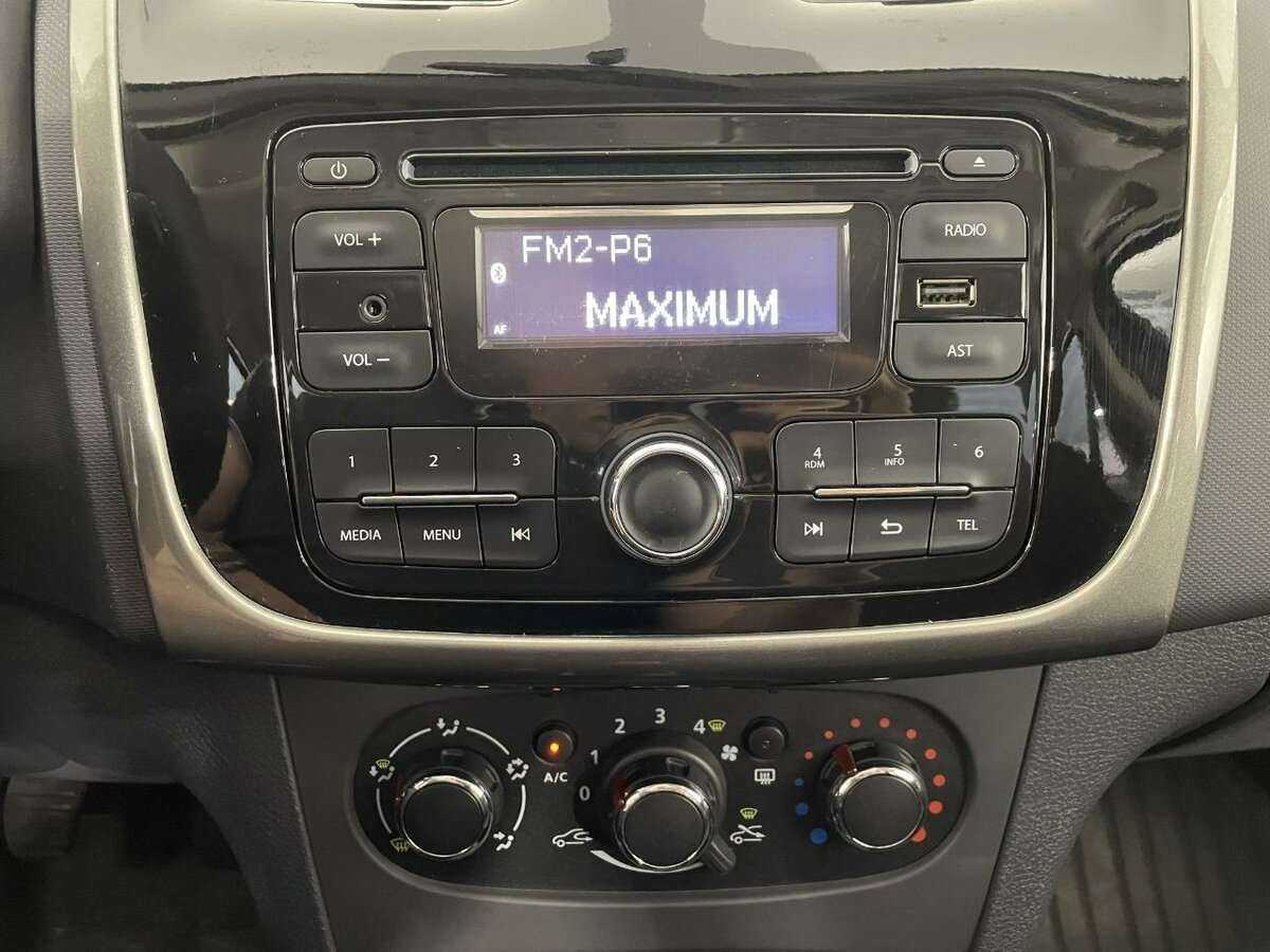 Renault Logan 2016 года с пробегом. Фото: #11