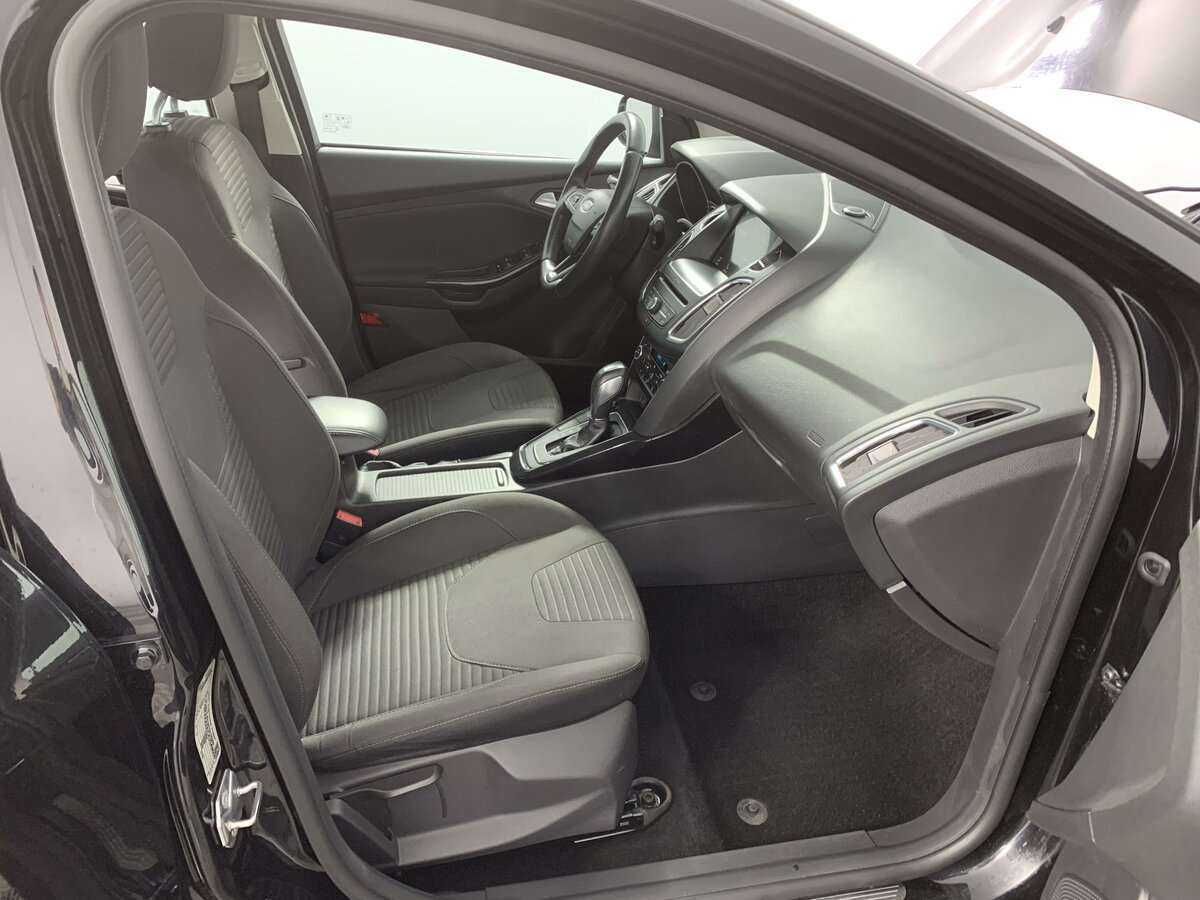 Ford Focus 2018 года с пробегом. Фото: #15