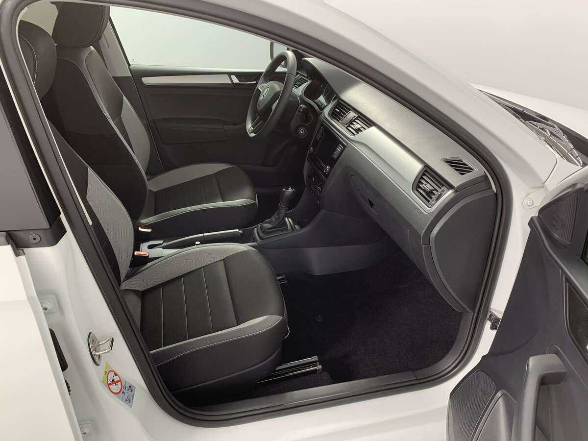 Б/У Шкода Рапид 2019 года. Фото: #16