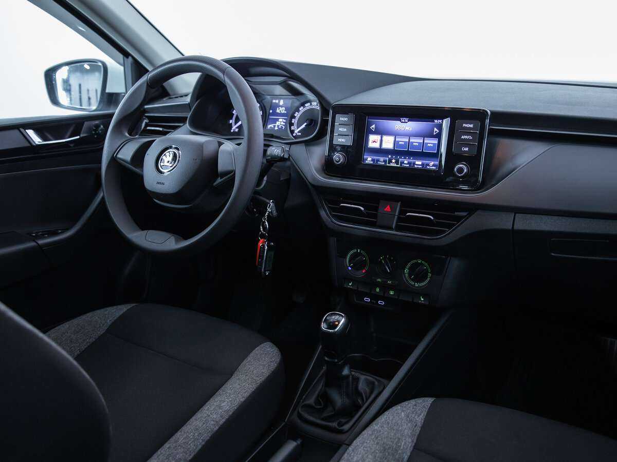 Skoda Rapid 2021 года с пробегом. Фото: #9