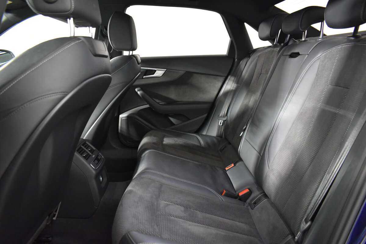 Audi A4 2018 года с пробегом. Фото: #12