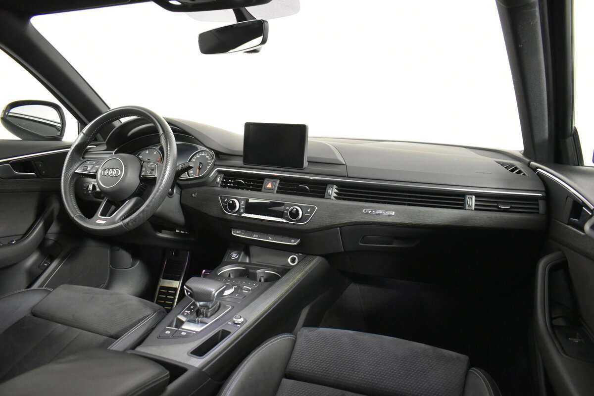 Audi A4 2018 года с пробегом. Фото: #13