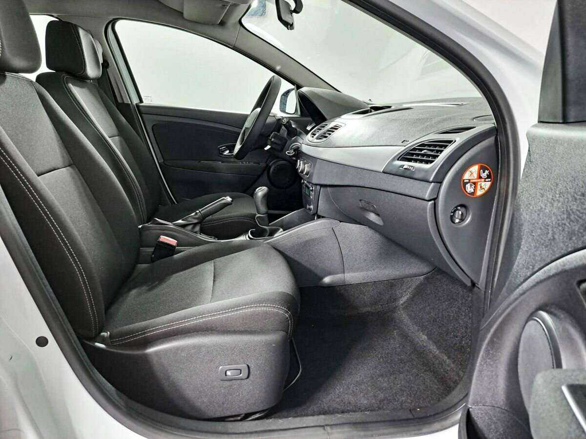 Б/У Рено Меган 2013 года. Фото: #8