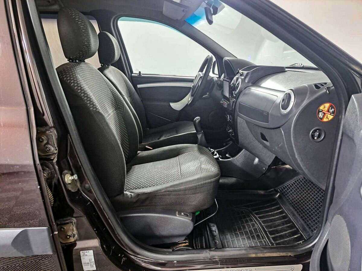 Lada (ВАЗ) Largus 2015 года с пробегом. Фото: #10