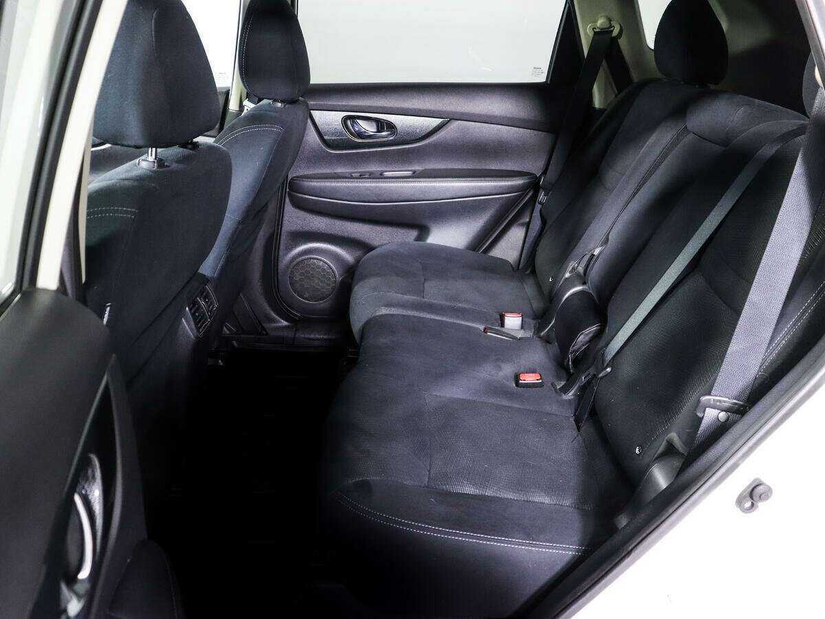 Б/У Ниссан Икс-Трейл 2016 года. Фото: #7