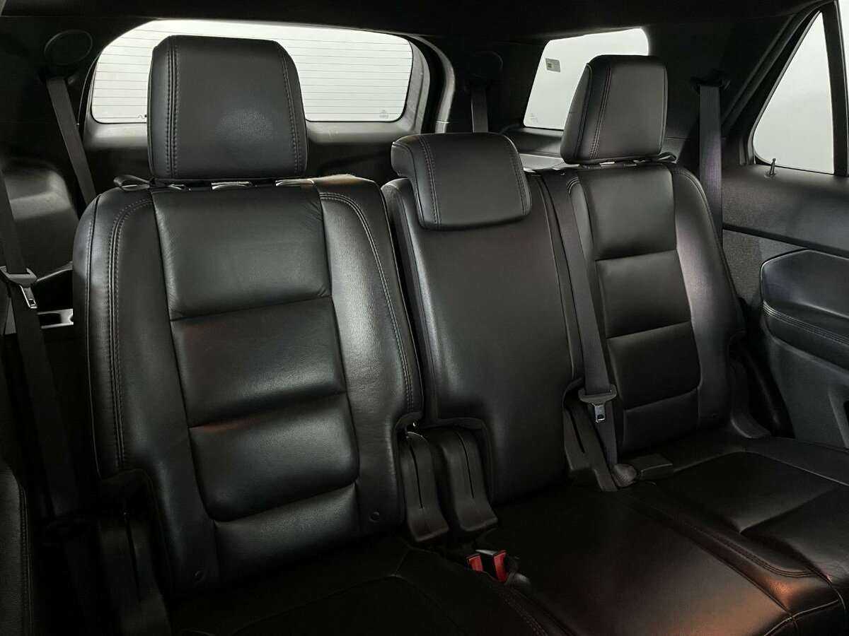 Ford Explorer 2013 года с пробегом. Фото: #15