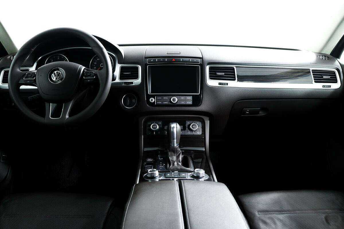 Volkswagen Touareg 2015 года с пробегом. Фото: #10