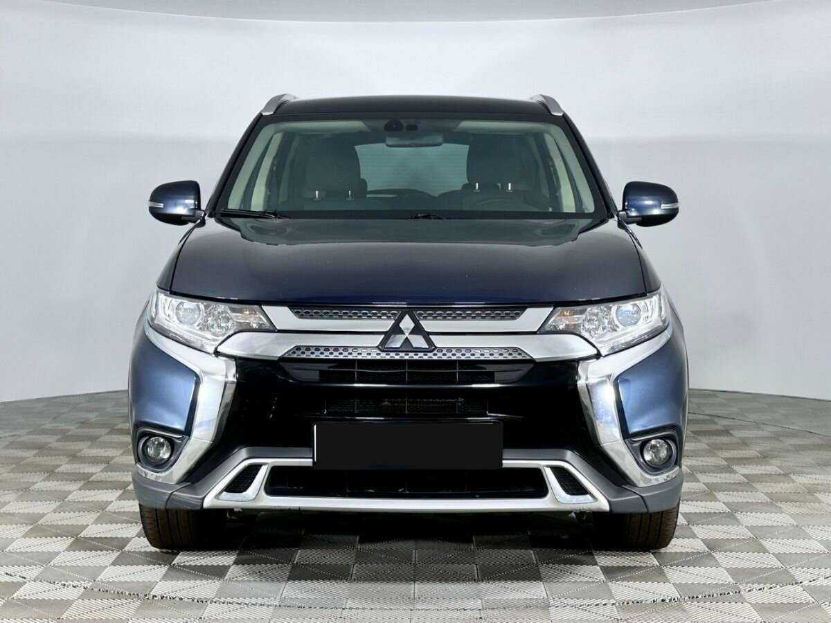 Mitsubishi Outlander 2019 года с пробегом. Фото: #2