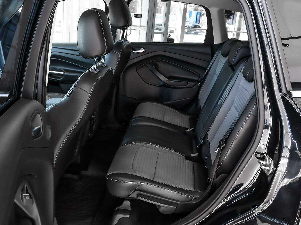 Ford Kuga 2016 года с пробегом. Фото: #10