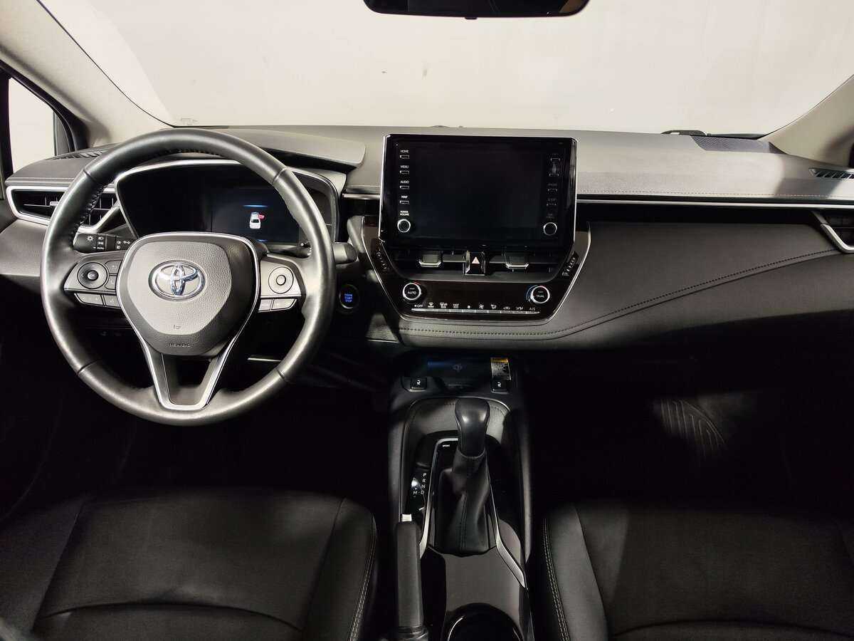 Б/У Тойота Королла 2019 года. Фото: #10