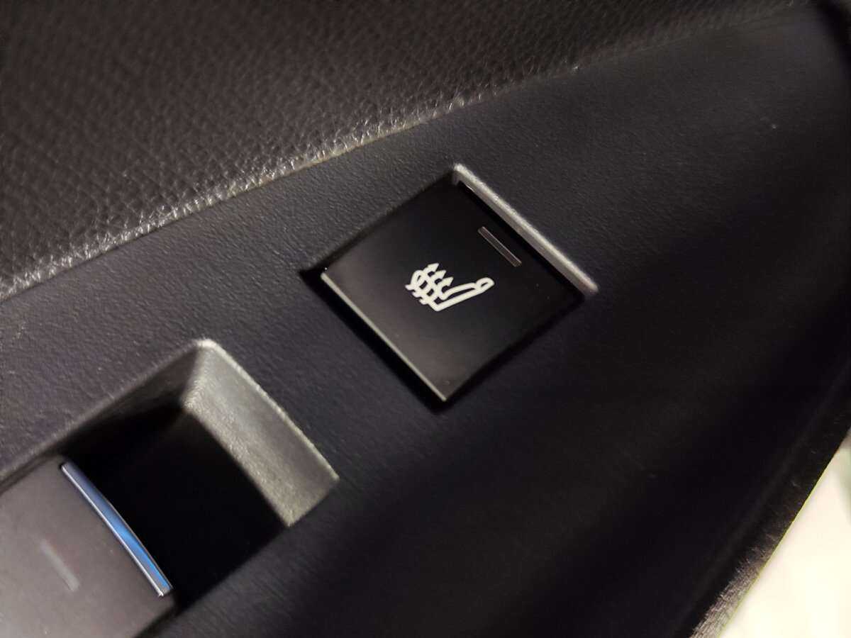 Б/У Тойота Королла 2019 года. Фото: #17