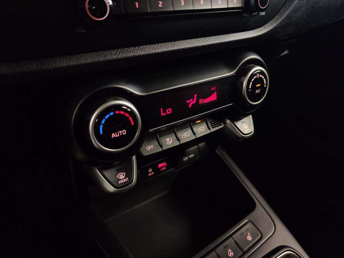 Б/У Киа Рио 2020 года. Фото: #8