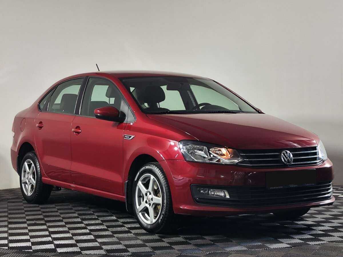 Б/У Фольксваген Поло 2018 года. Фото: #1