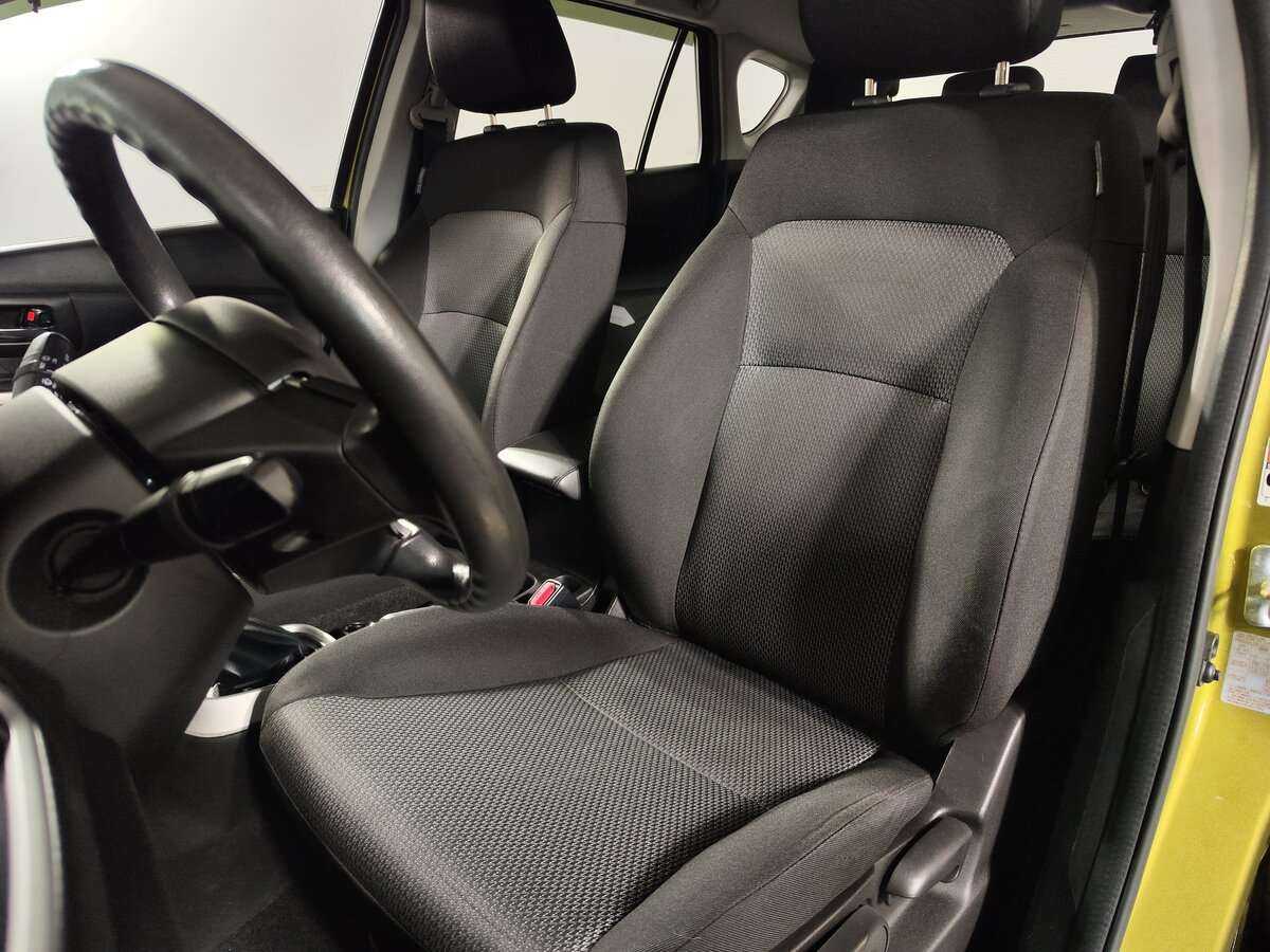 Б/У Сузуки С-Икс4 2014 года. Фото: #8