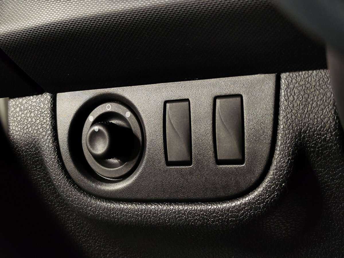 Б/У Рено Логан 2019 года. Фото: #14