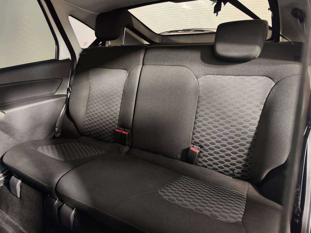 Lada (ВАЗ) Granta 2019 года с пробегом. Фото: #7