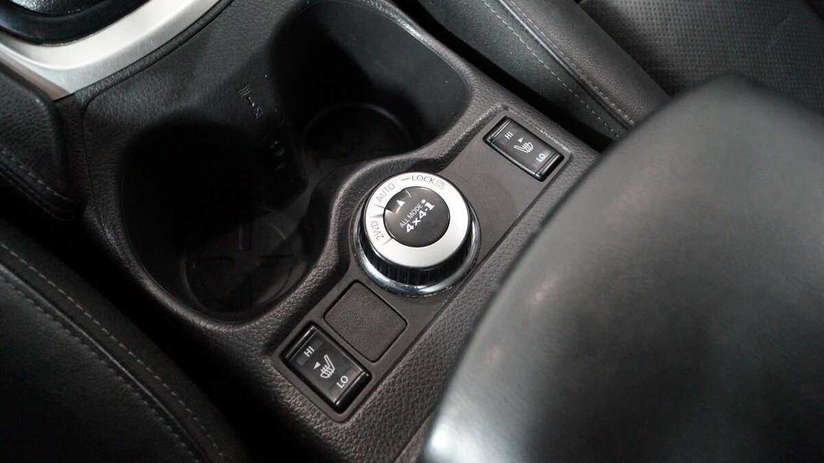 Б/У Ниссан Икс-Трейл 2017 года. Фото: #14