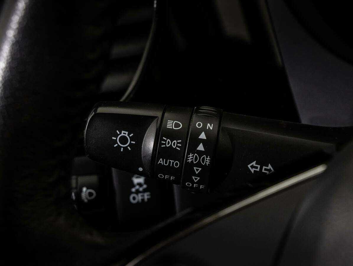 Б/У Митсубиши Оутлэндер 2018 года. Фото: #17