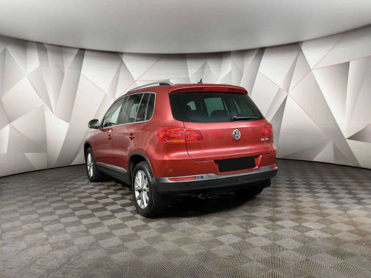 Volkswagen Tiguan 2012 года с пробегом. Фото: #3