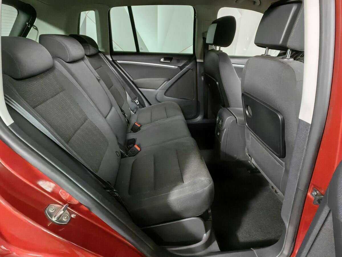 Volkswagen Tiguan 2012 года с пробегом. Фото: #11