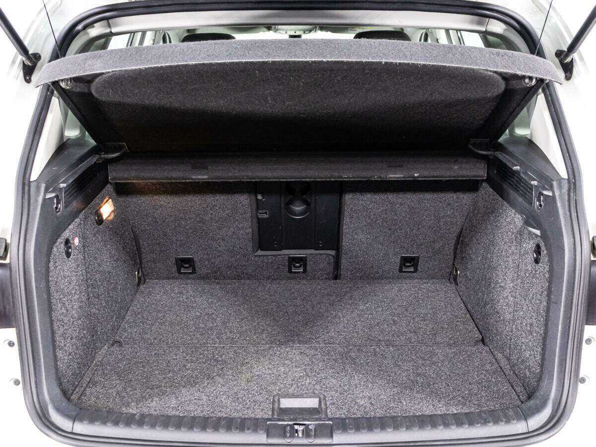 Б/У Фольксваген Тигуан 2015 года. Фото: #14