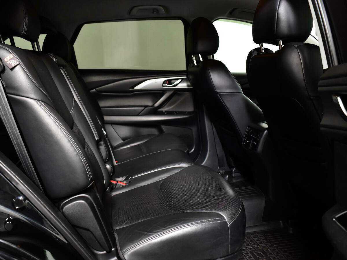 Mazda CX-9 2018 года с пробегом. Фото: #9