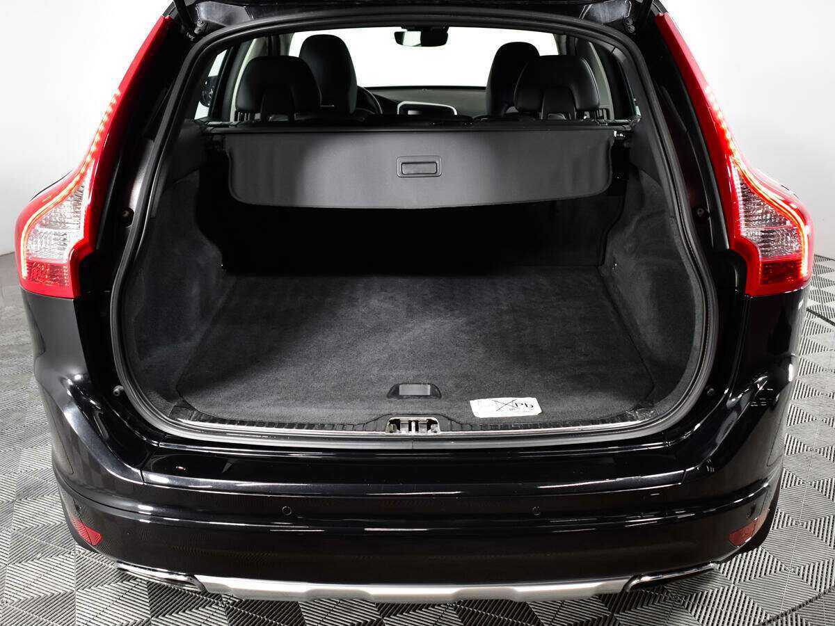 Б/У Вольво ИксЦ60 2014 года. Фото: #14