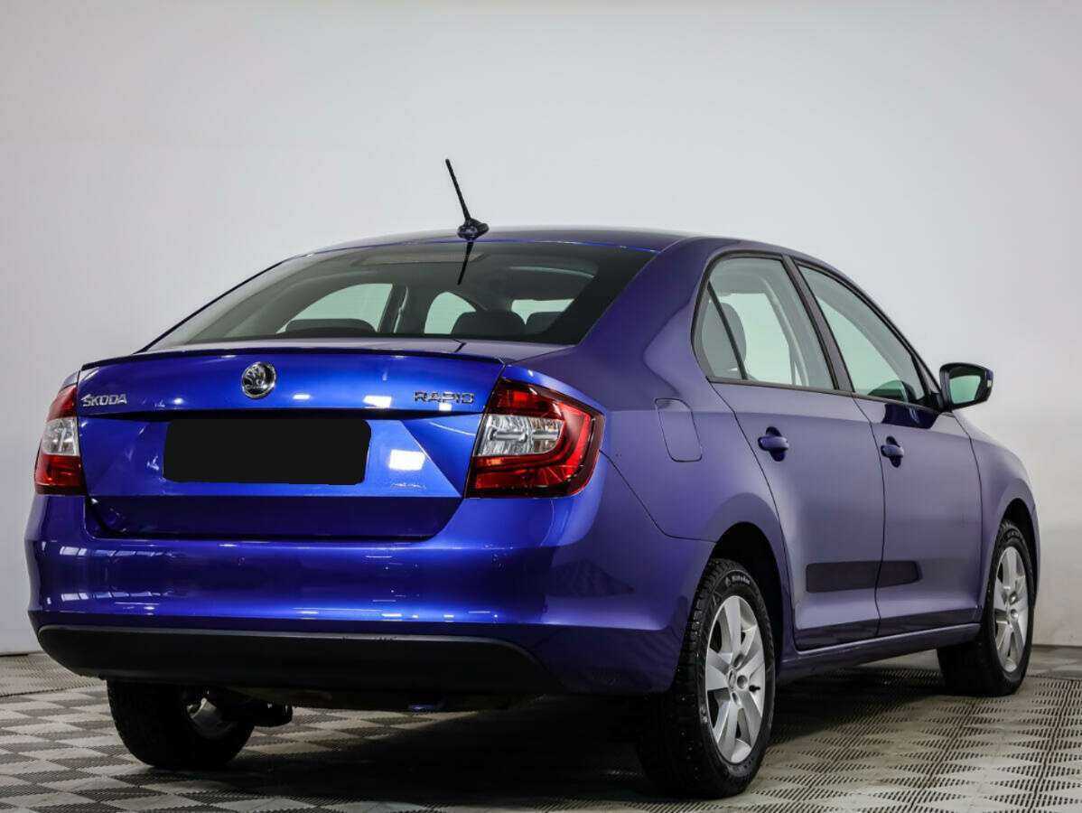 Skoda Rapid 2018 года с пробегом. Фото: #3