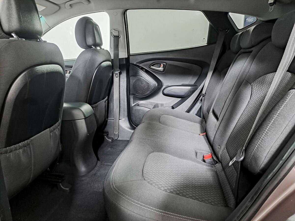 Б/У Хендай ай-икс35 2013 года. Фото: #8