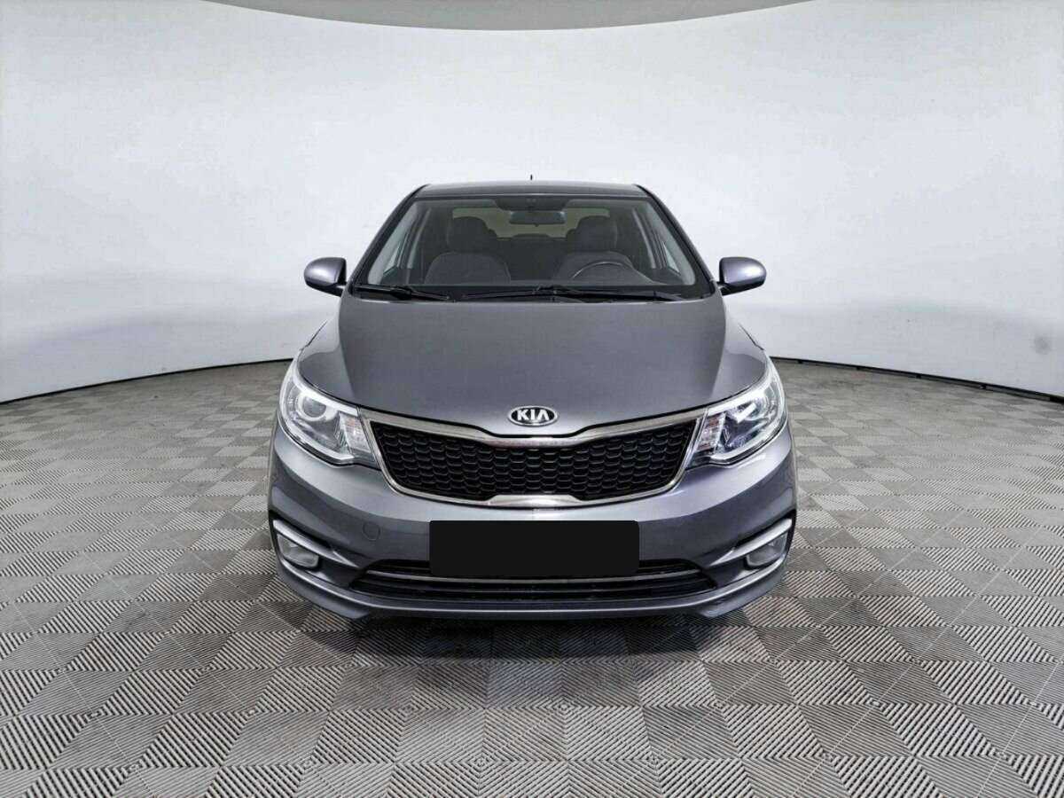 Б/У Киа Рио 2017 года. Фото: #1