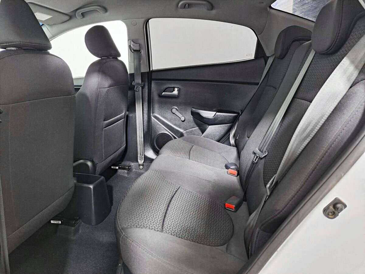 Б/У Киа Рио 2016 года. Фото: #9