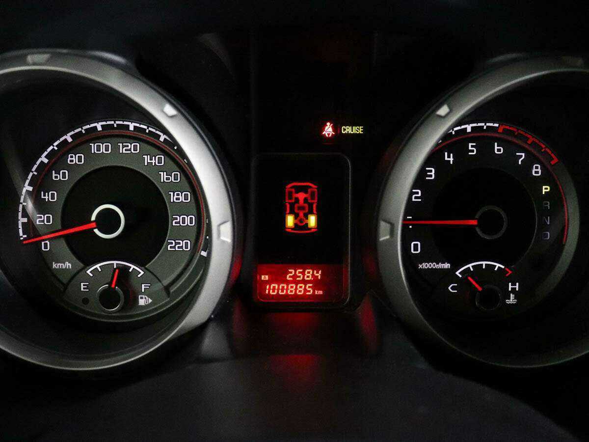 Mitsubishi Pajero 2018 года с пробегом. Фото: #9