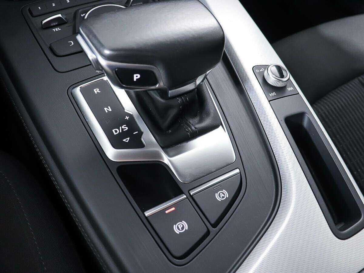 Audi A4 2015 года с пробегом. Фото: #15