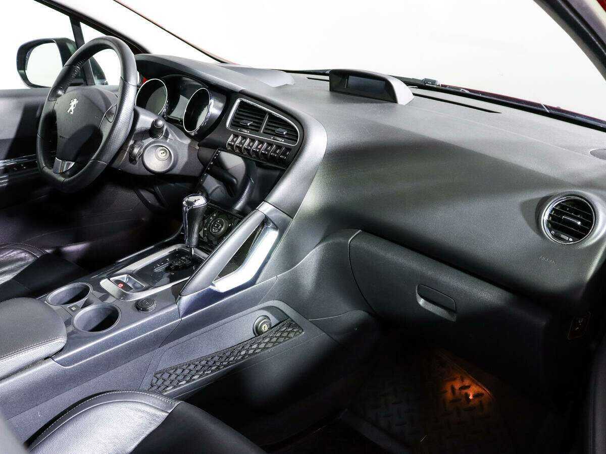 Б/У Пежо 3008 2012 года. Фото: #6