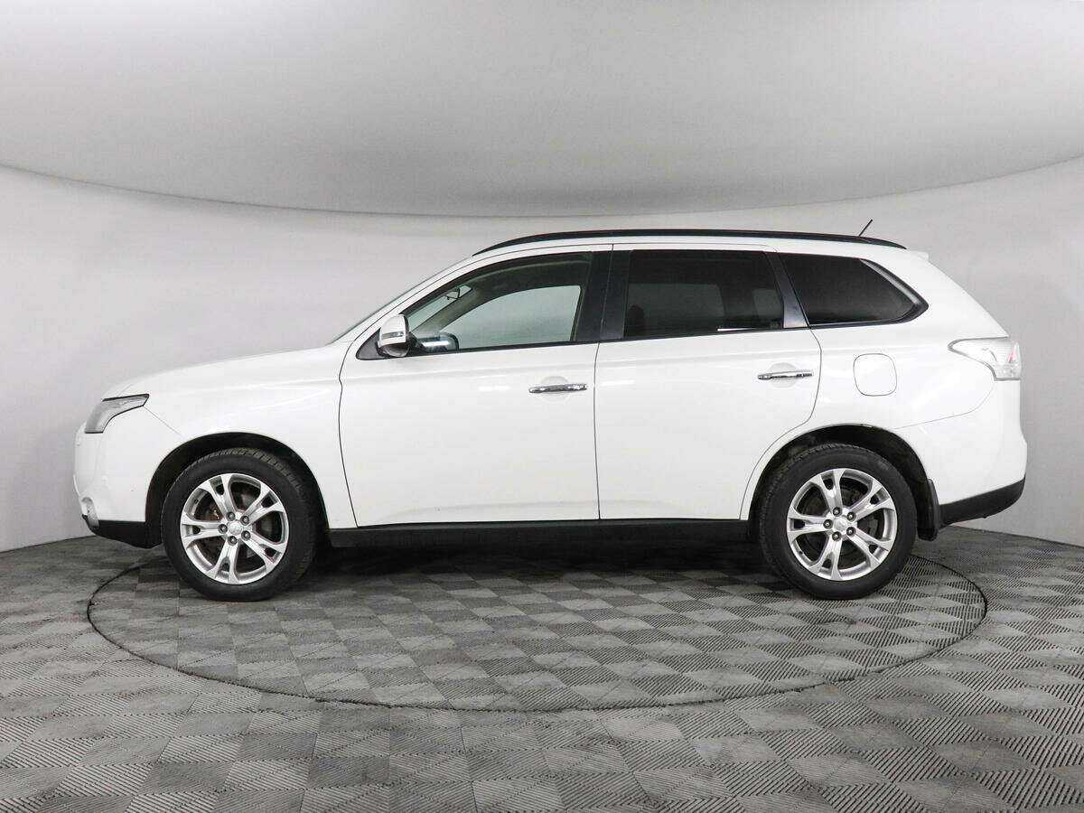 Mitsubishi Outlander 2012 года с пробегом. Фото: #7