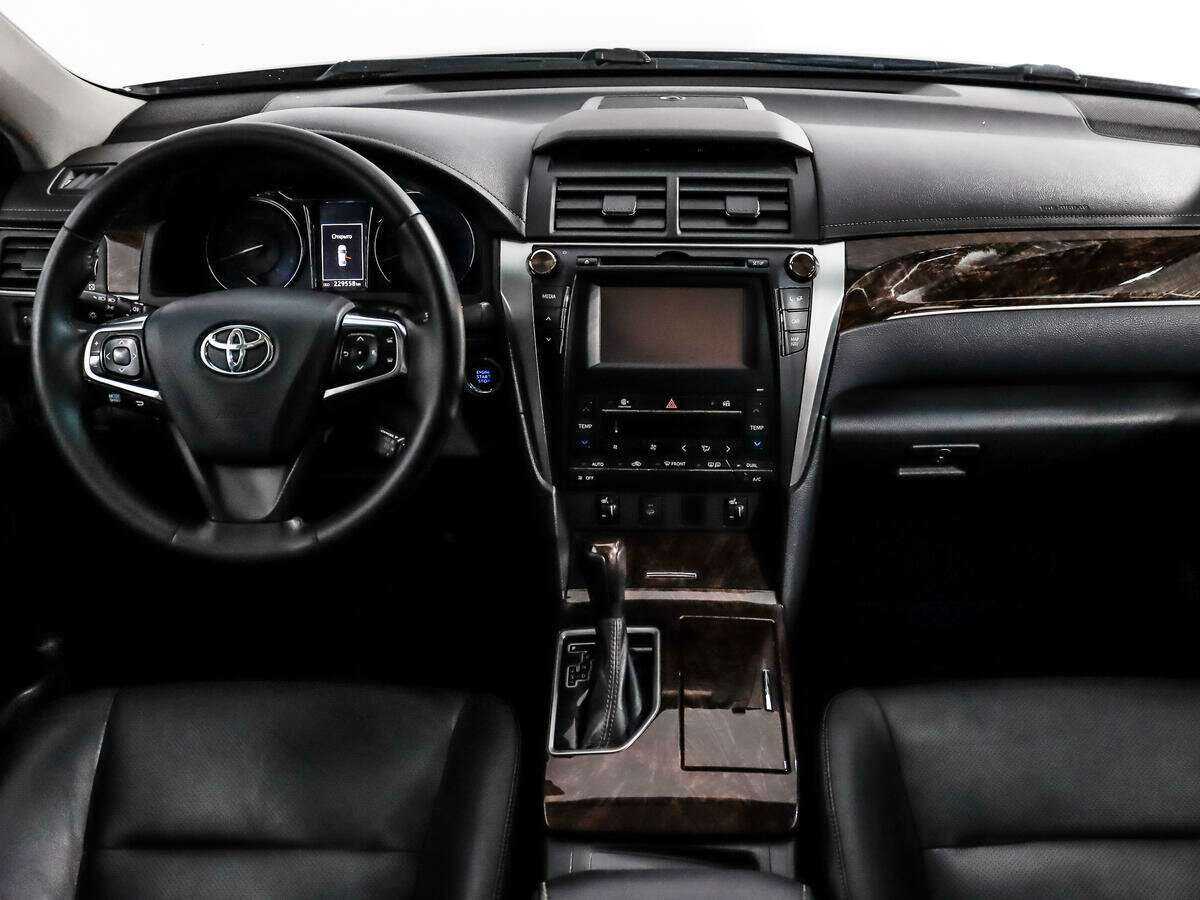 Toyota Camry 2016 года с пробегом. Фото: #14