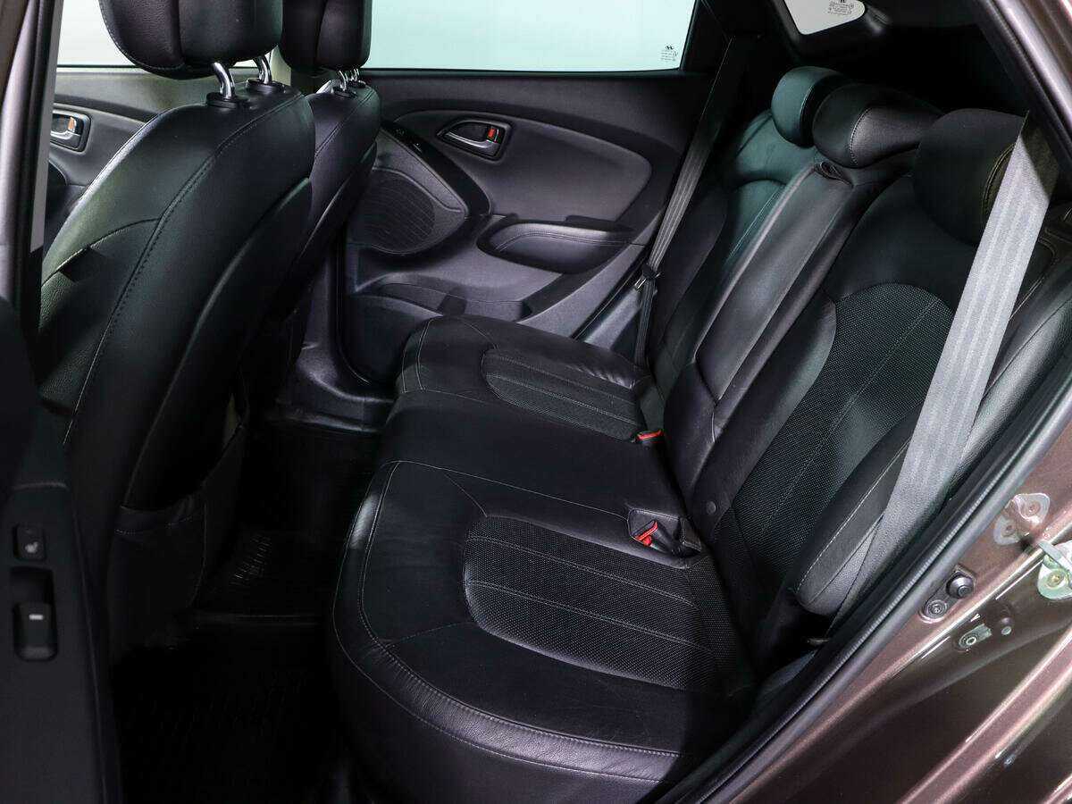 Б/У Хендай ай-икс35 2014 года. Фото: #9